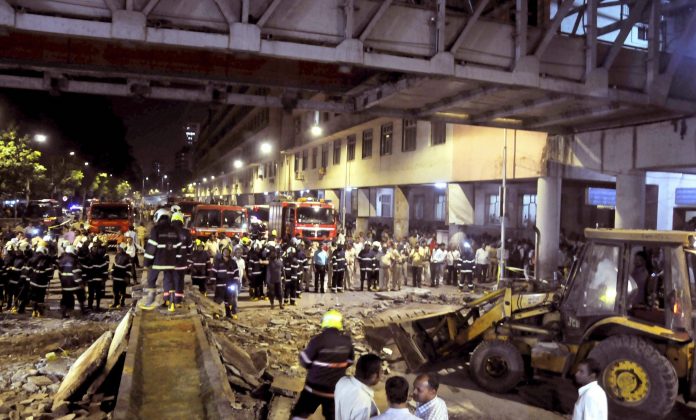 Bridge collapse at CSTM