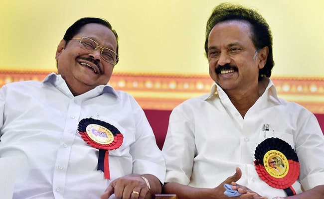 Income tax officials raid residence of DMK leader Durai Murugan