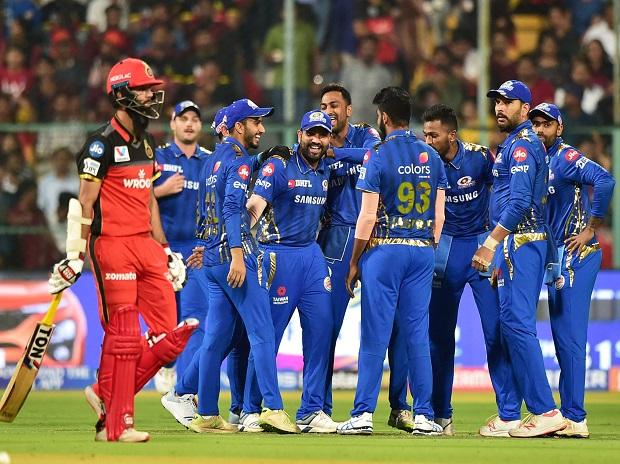 Umpires should keep their eyes open, says Kohli; Rohit agrees