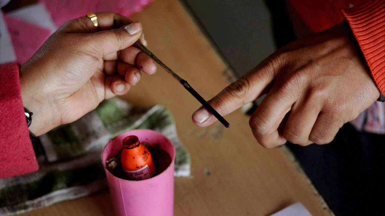 Voting in 72 Lok Sabha seats in 9 states begins in fourth phase