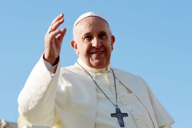 Pope tests negative for coronavirus as Vatican ups controls