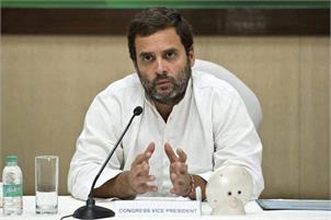 SC issues contempt notice to Rahul for ‘chowkidar chor hai’ jibe