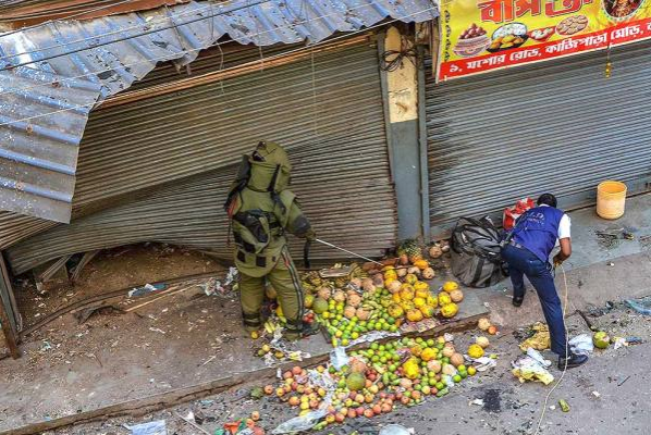 Lankan air force defuses improvised bomb near Colombo airport