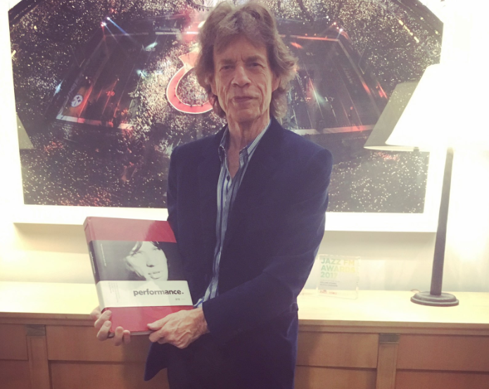 Mick Jagger says on the mend after medical procedure