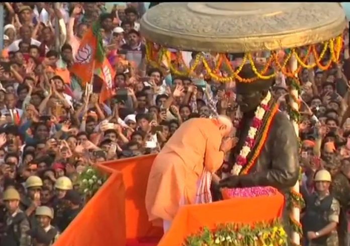 Modi garlands statue