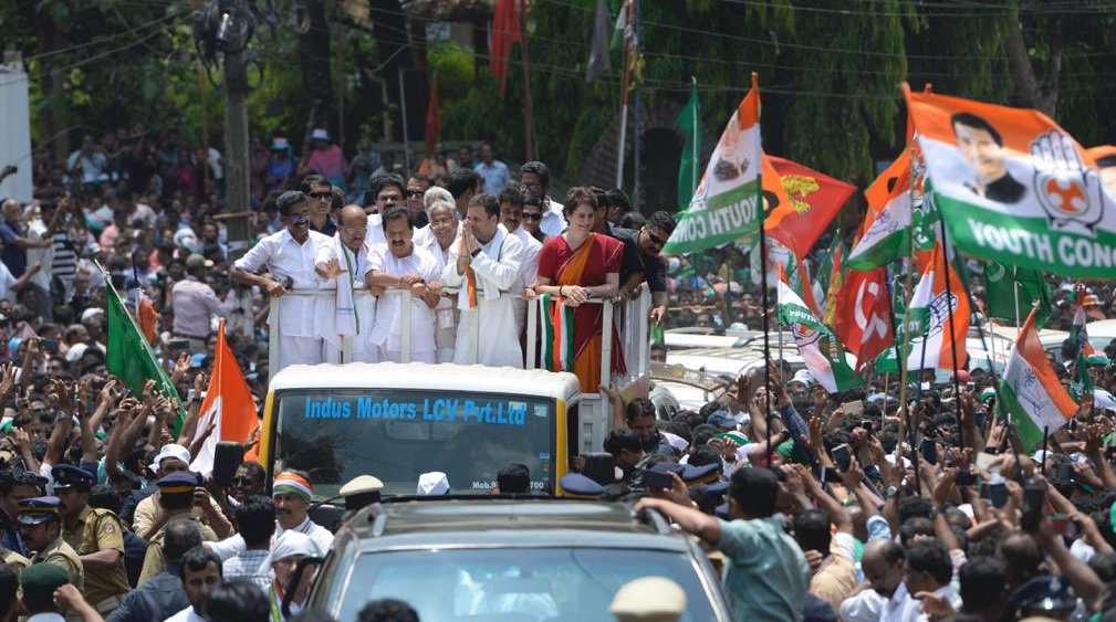 Rahul embarks on roadshow in Amethi ahead of filing nomination