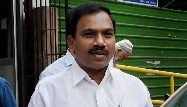 TN CM recalls 2G scam, questions Rajas nomination in LS polls