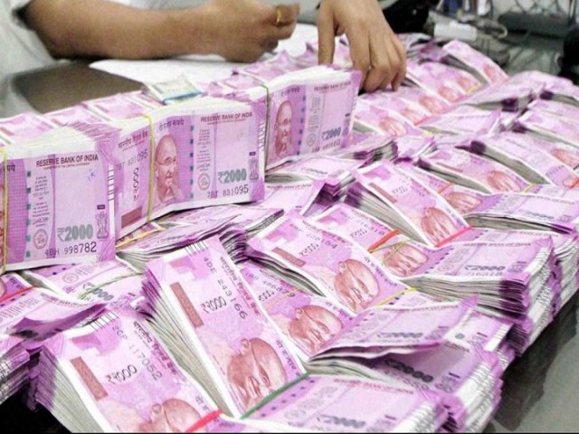 I-T raids in Tamil Nadu yield huge amount of unaccounted cash: Official