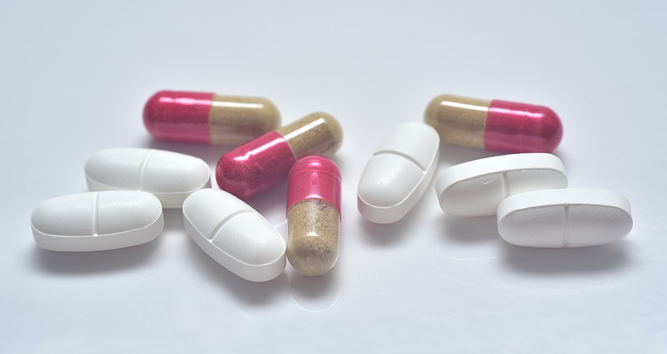 Antibiotic use may up heart attack, stroke risk in women