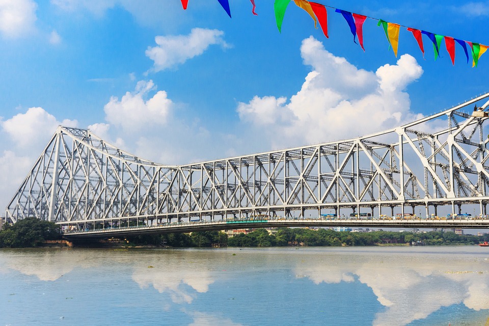 Kolkata: Iconic Howrah Bridge to undergo detailed check-up to improve lifespan