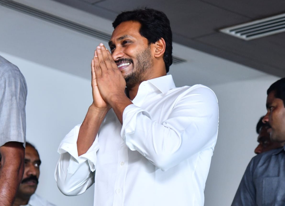 Jagan constitutes panel to examine report on reservation for Kapus