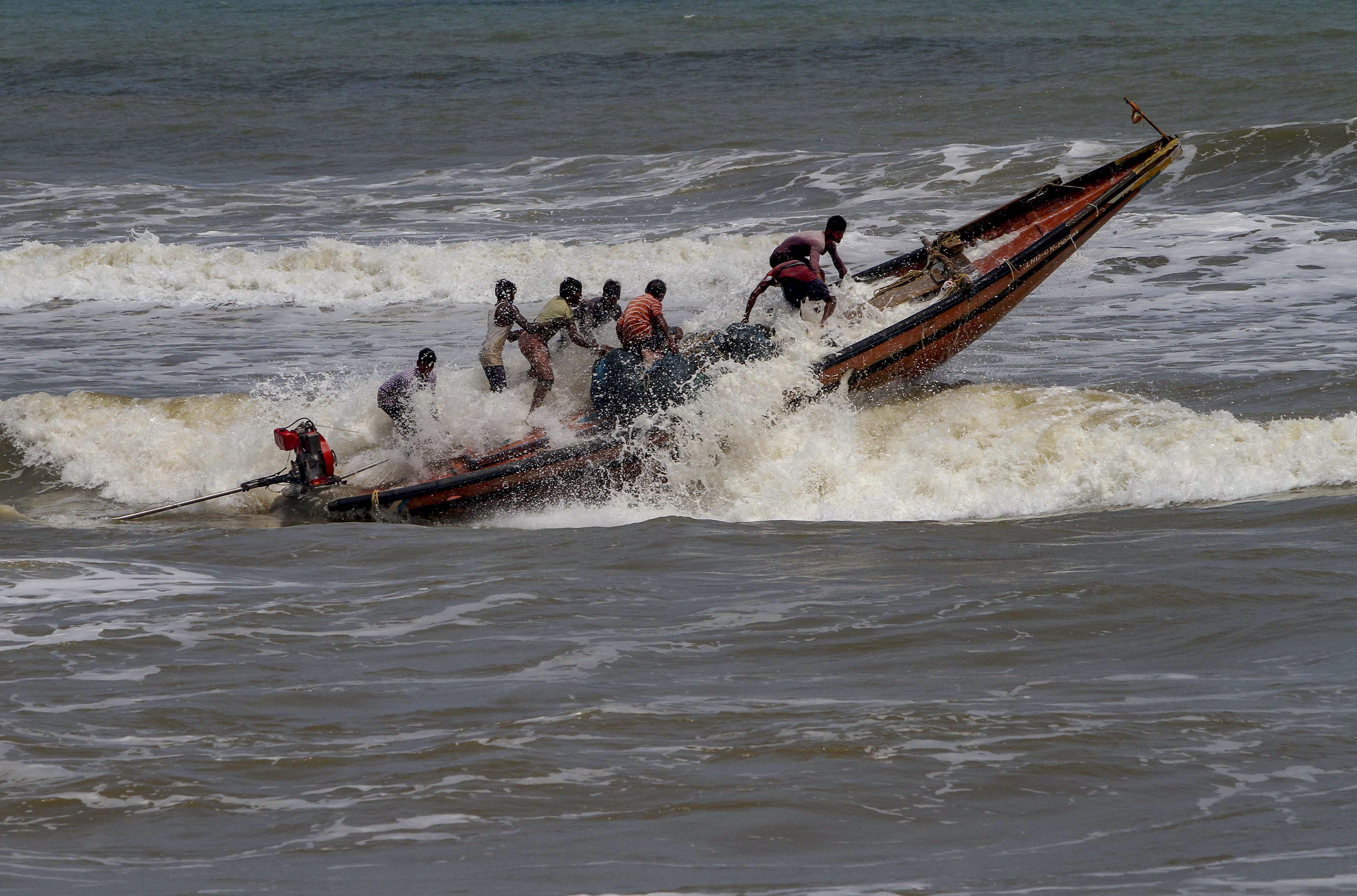 Cyclone Mandous to cross coast near Chennai by Friday night, TN on high alert