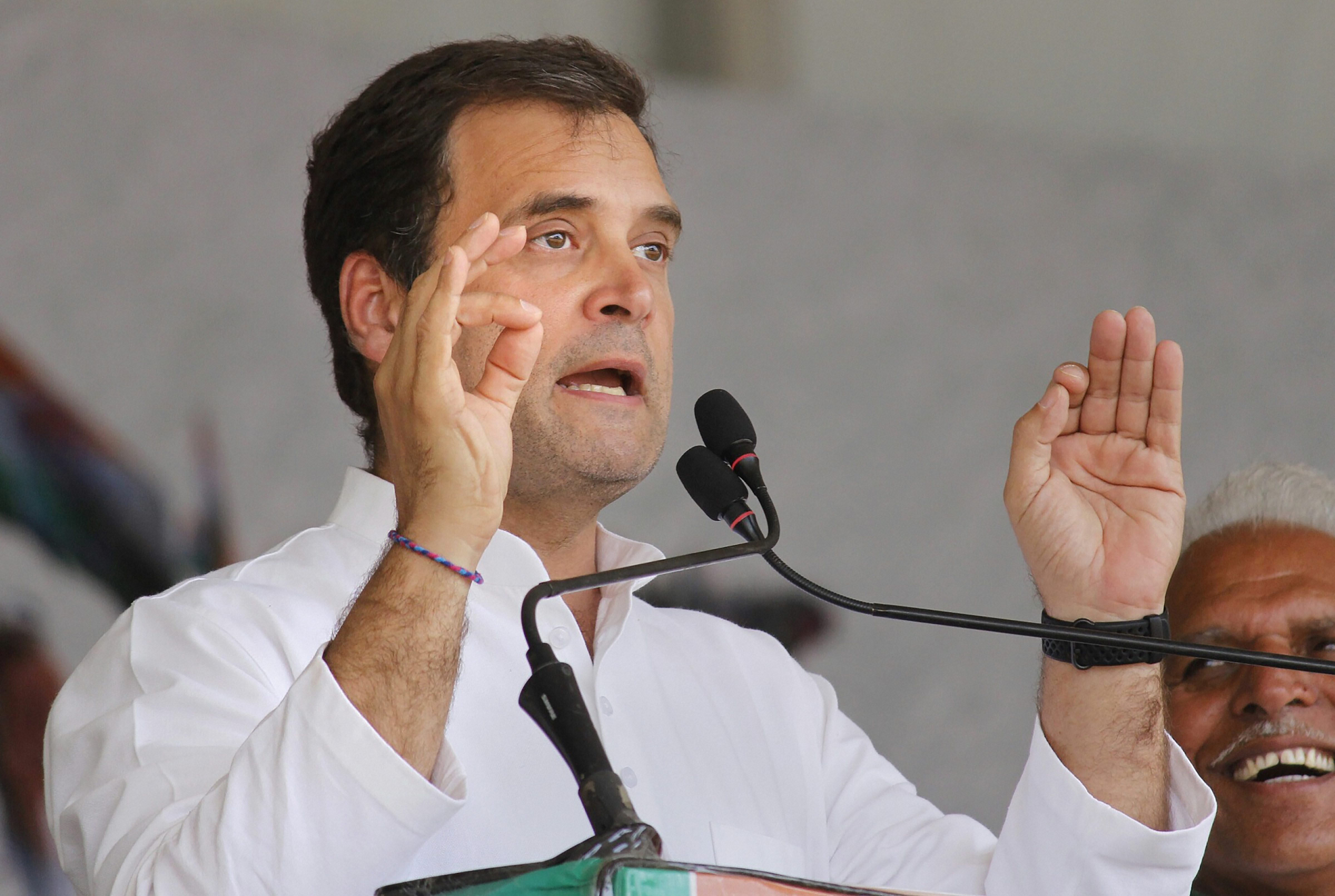 PM clueless on how to solve economic crisis, stealing money from RBI: Rahul