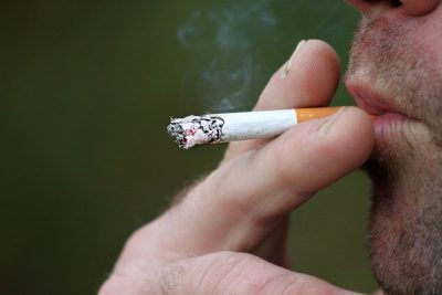 Turning point as number of male smokers drops: WHO