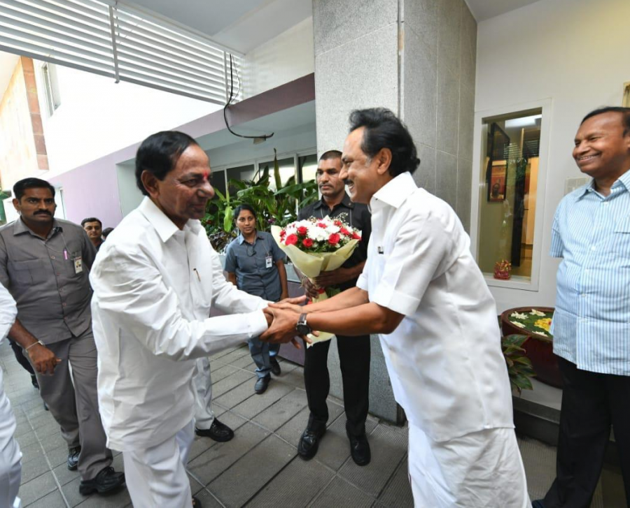 KCR visits Stalin in Chennai; Naveen Patnaik thanks PM Modi for help