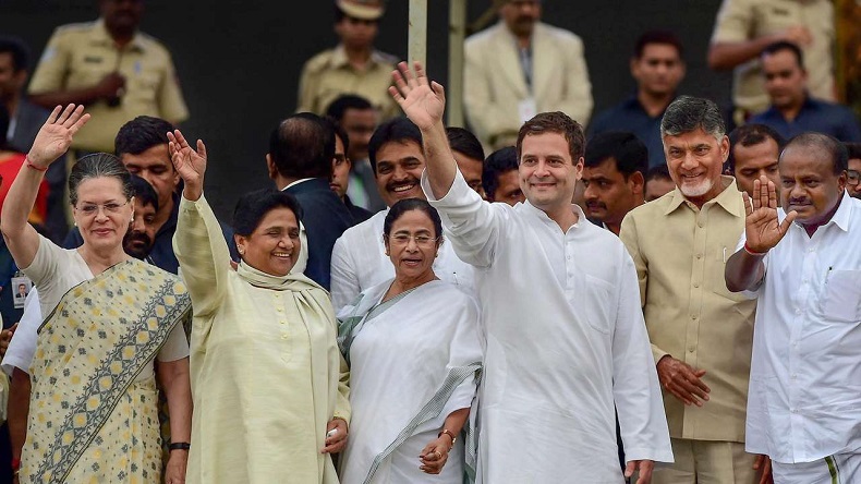 Opposition parties attack EC over Bengal move, rally behind Mamata