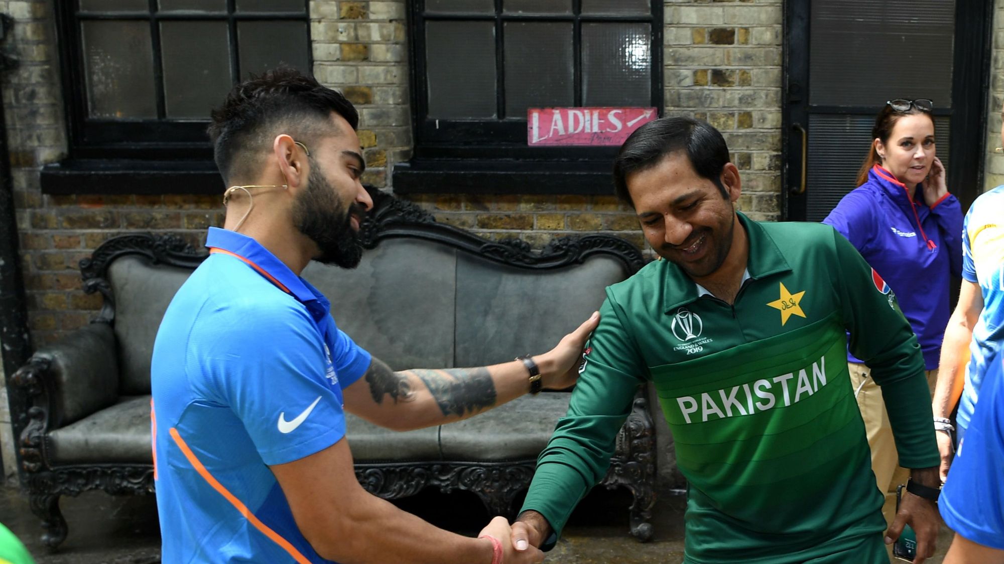 Virat Kohli vs Sarfaraz Ahmed: A tale of two captains