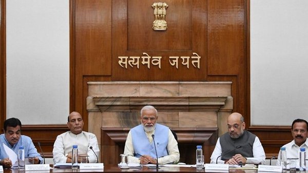 Centre reconstitutes eight cabinet committees