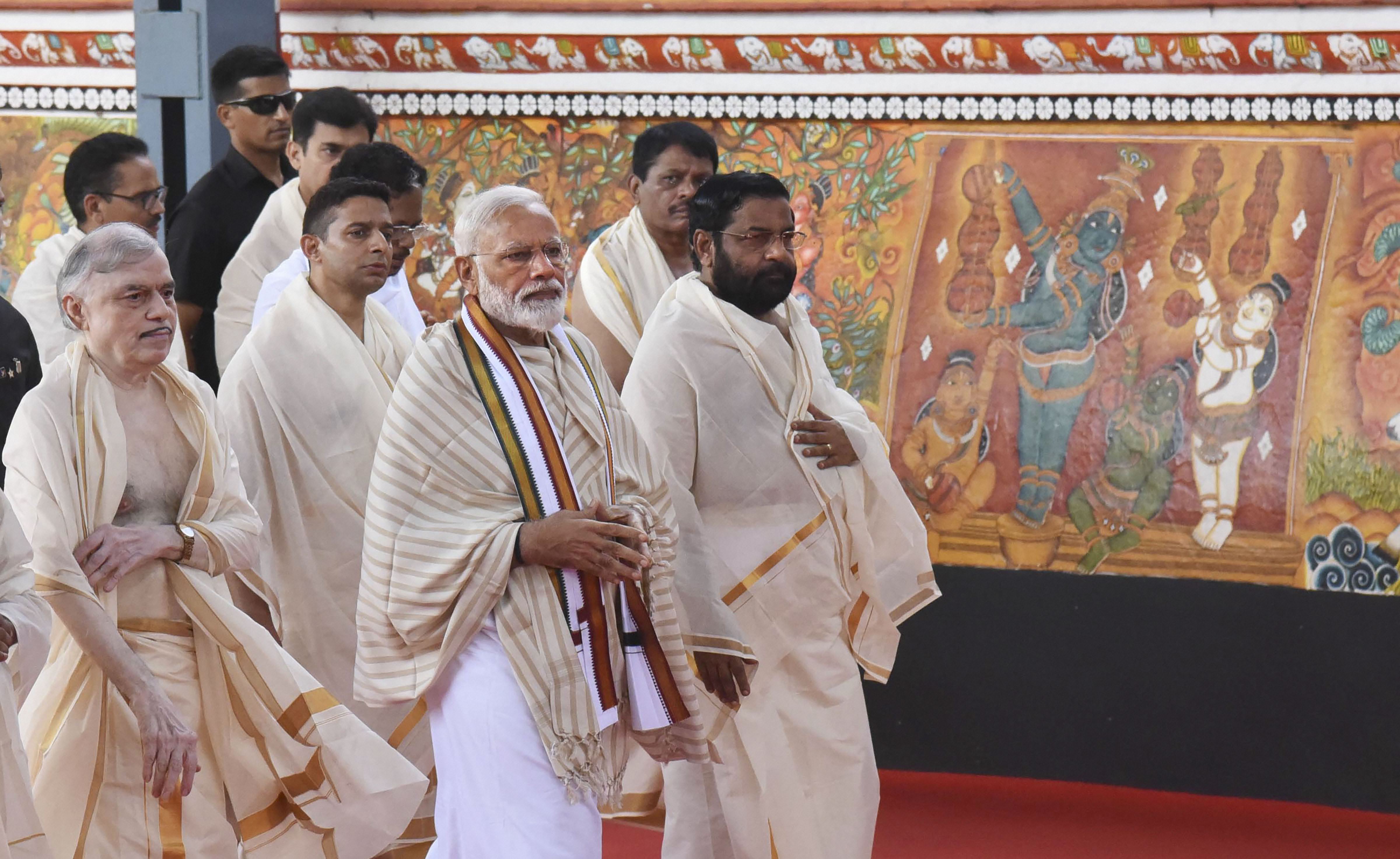 Kerala as dear to me as Varanasi, says Modi in Guruvayur