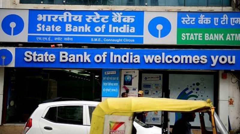 Man denied entry into SBI branch for wearing shorts. Twitter post goes viral