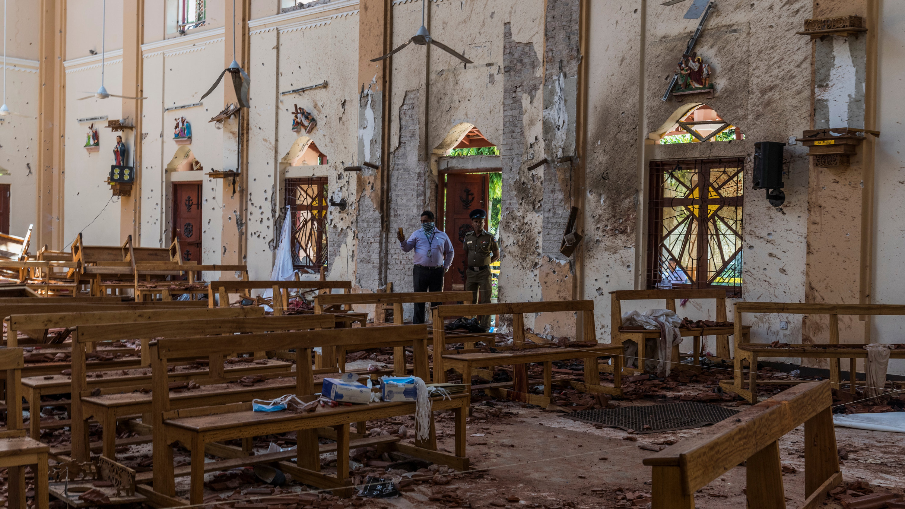 Sri Lanka tourism limps back after bombings, figures show