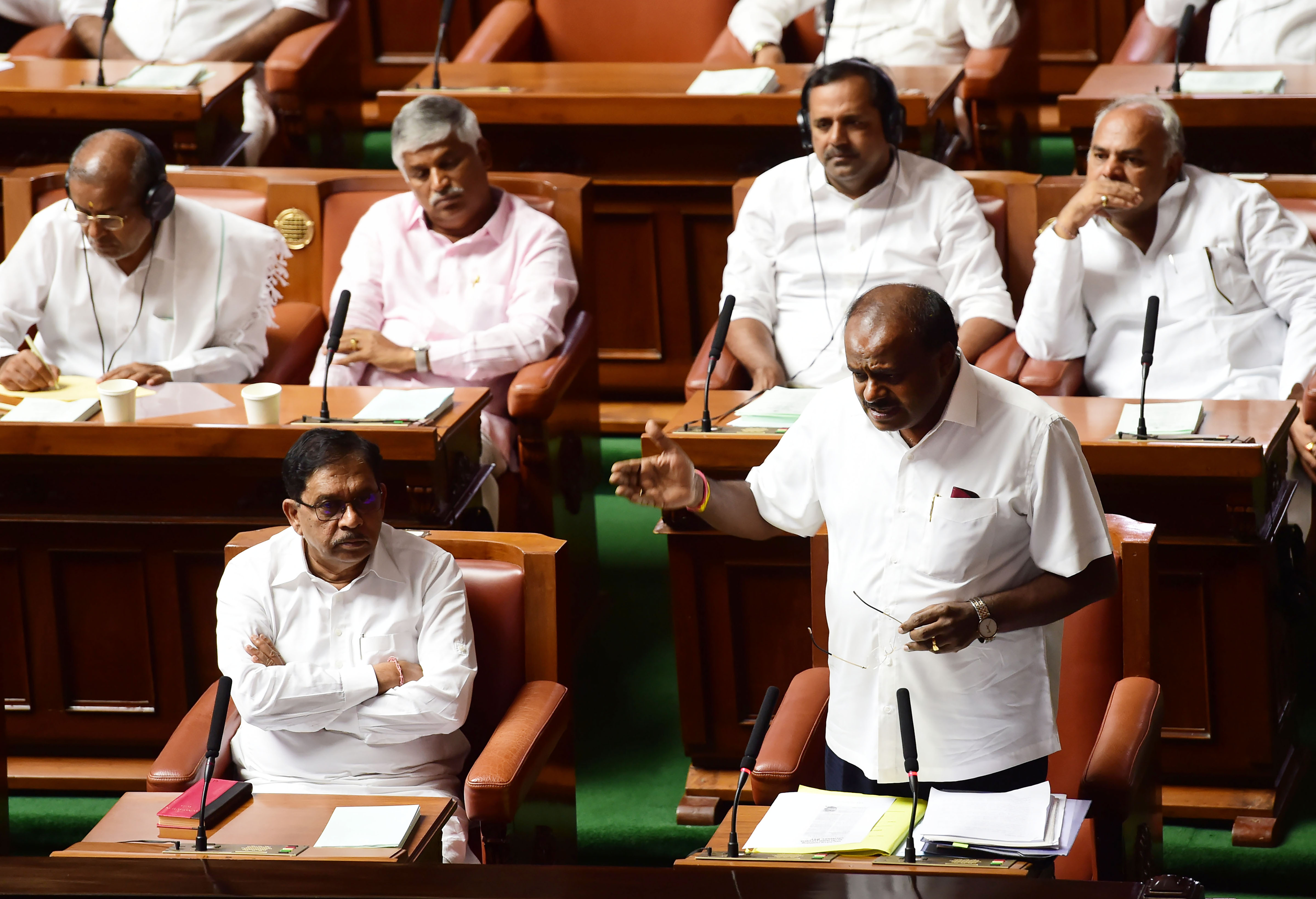 Karnataka Assembly MLA resign horsetrading - The Federal