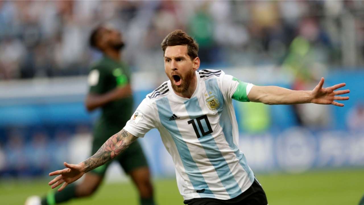 In Super Clasico against Brazil, Messi will have burden of Argentina on his feet