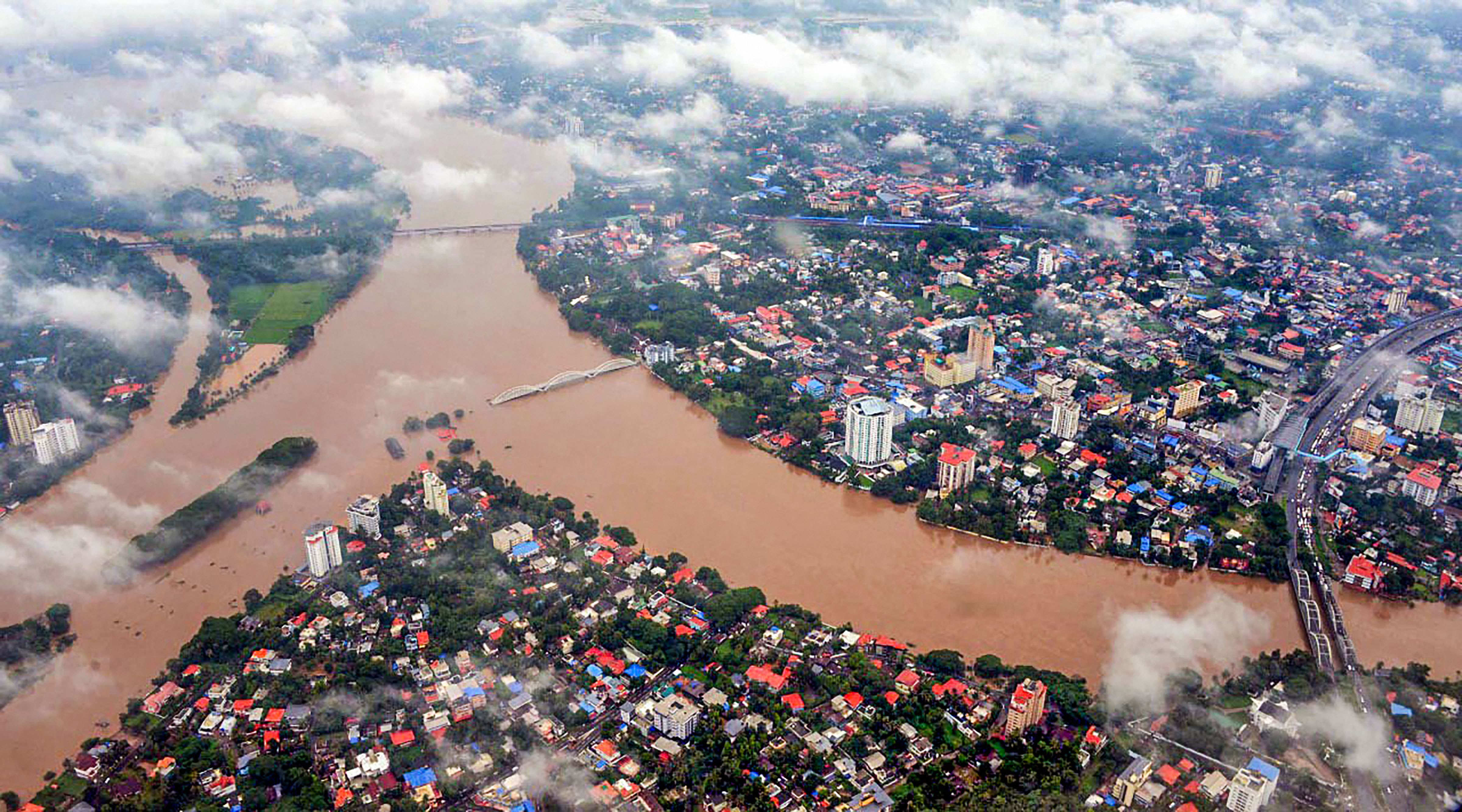 flood, rainfall, rain, Wayanad, red alert, Ernakulam, Idukki, The Federal, English news website