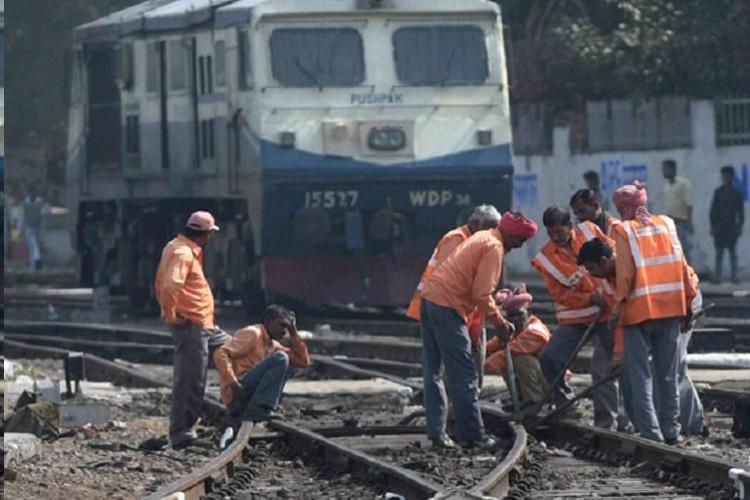 IIT Bombay graduate joins railways as trackman in Jharkhand