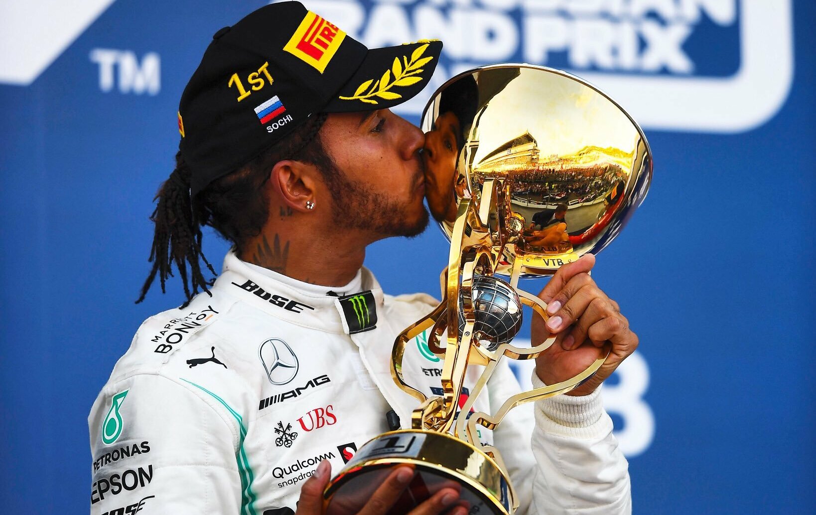 Lewis Hamilton wins Russian Grand Prix to foil Ferrari renaissance