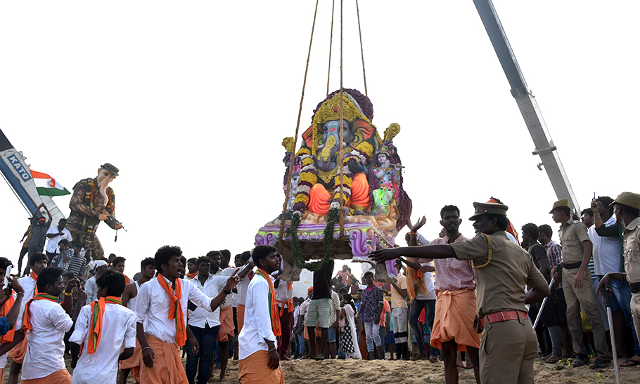 In Tamil Nadu, Hindu Munnani project rests on Ganeshas shoulders