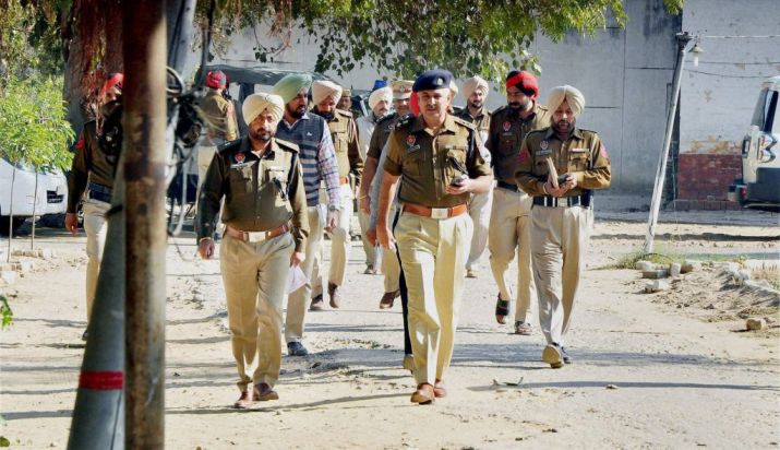 Four cops dismissed for not helping SI thrashed during raid in Punjab