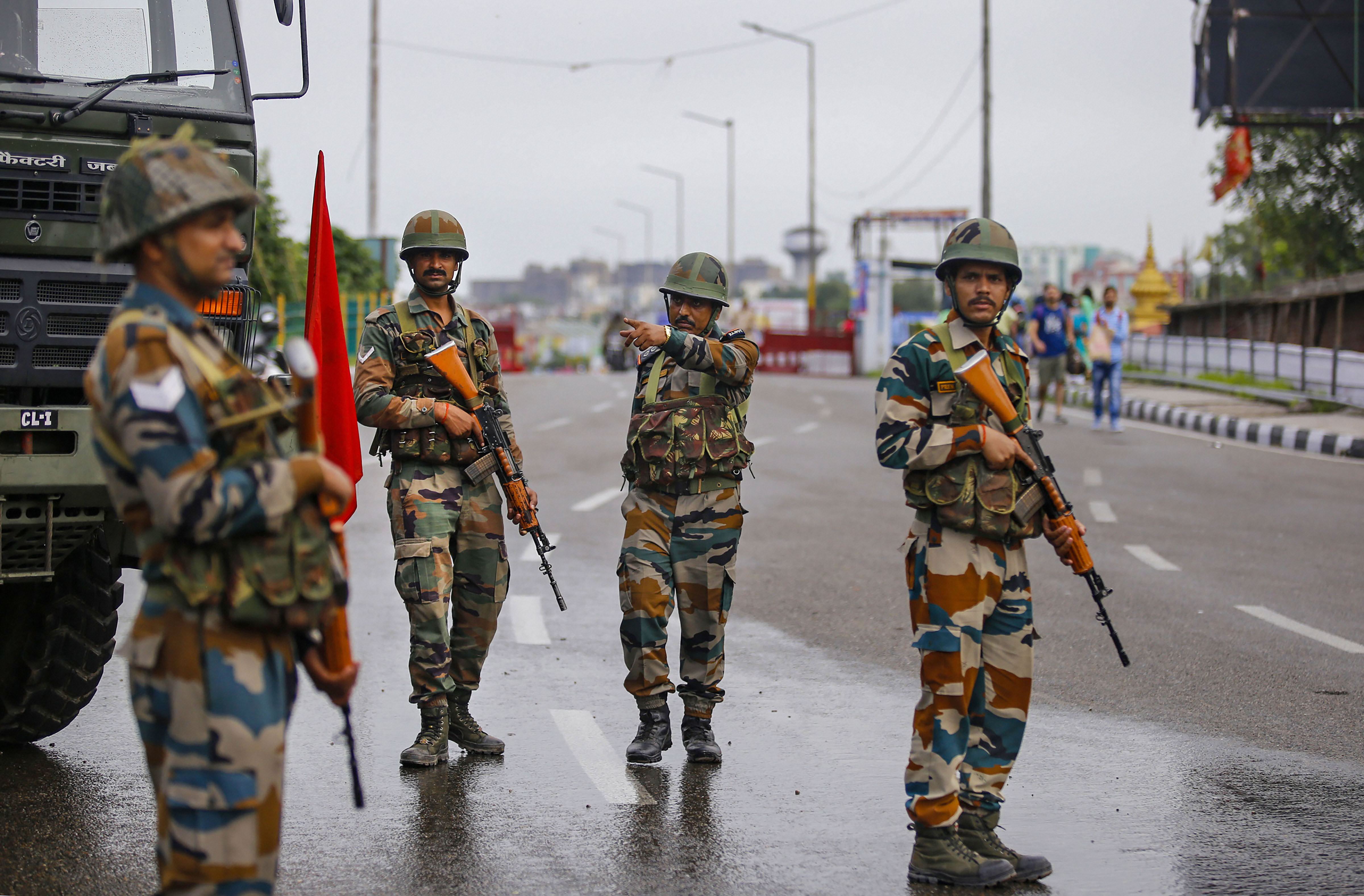 Ahead of UN meet, India, Pak exchange barbs over rising violence along LOC