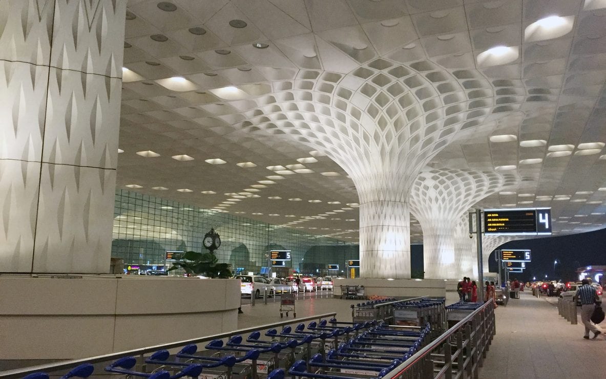Stake in Mumbai airport tightens Adanis grip on sector