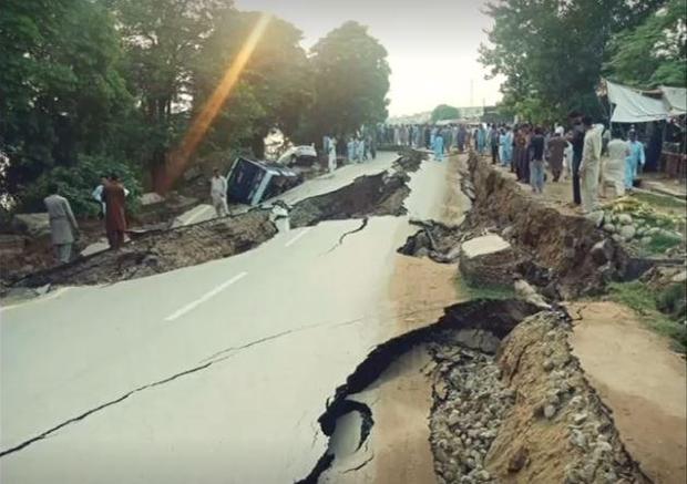 26 killed, over 300 injured in PoK after earthquake jolts ...