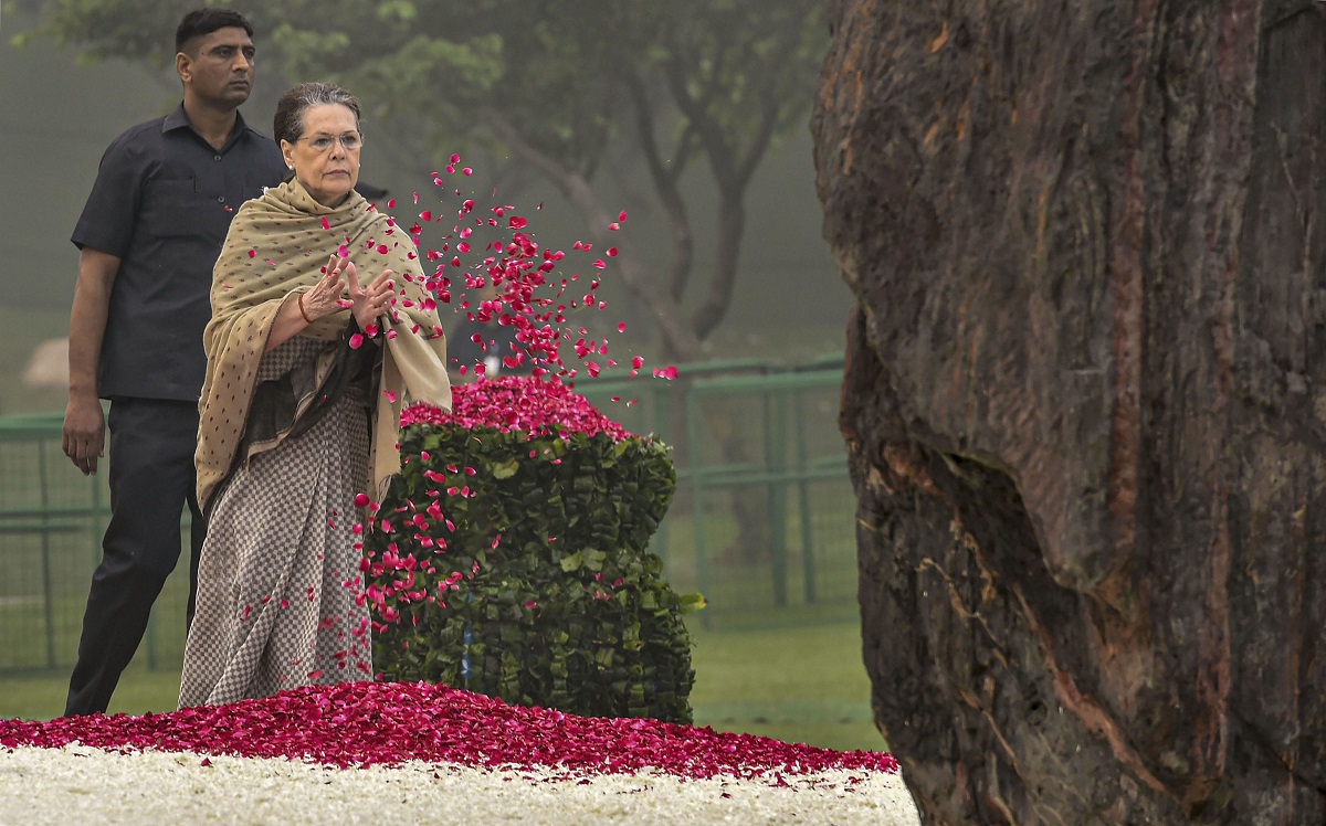 Cong leaders remember Indira Gandhi on death anniversary