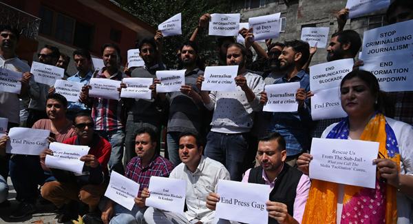 Crackdown on Kashmir media unnerves journos, hits news gathering