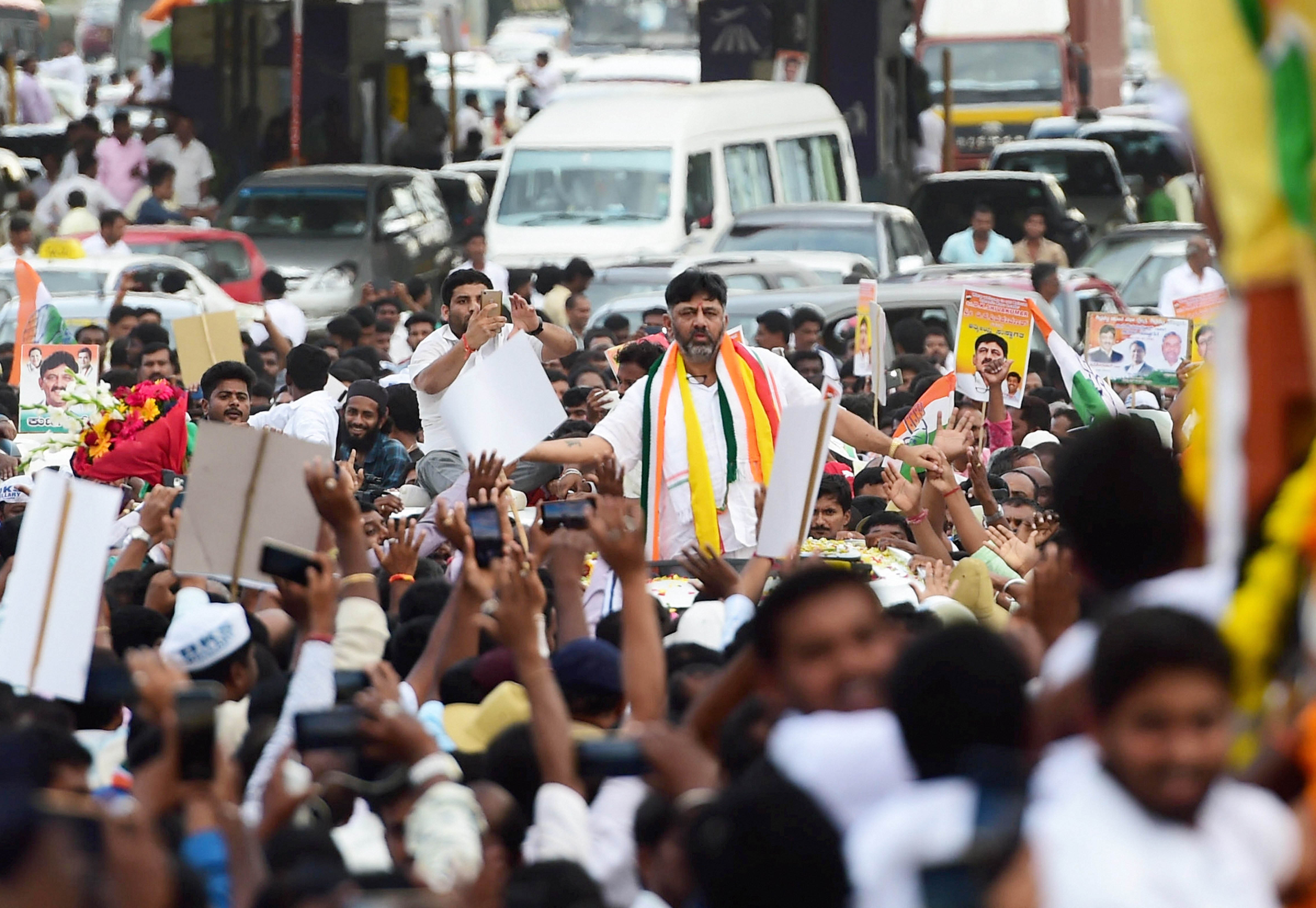 Shivakumar accorded tumultuous welcome by supporters in Bengaluru