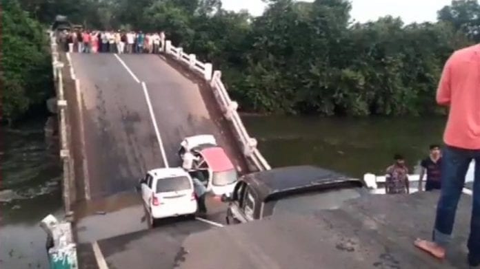 Gujarat bridge collapse, vehicles trapped, injured, hospital, four cars, gap, river, Malanka village, Junagadh