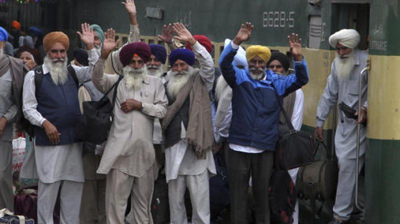 Sikh devotees procession leaves from Delhi for Nankana Sahib: Pakistan