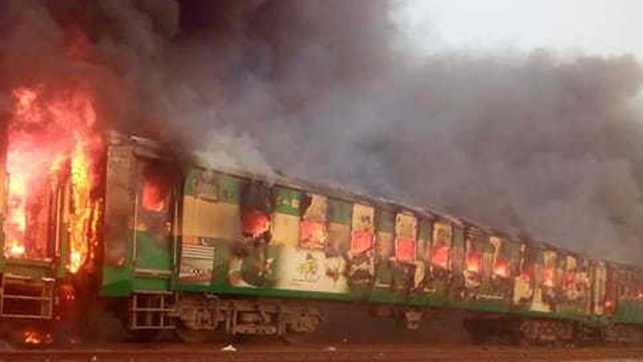 65 killed in massive fire on moving train in Pakistan