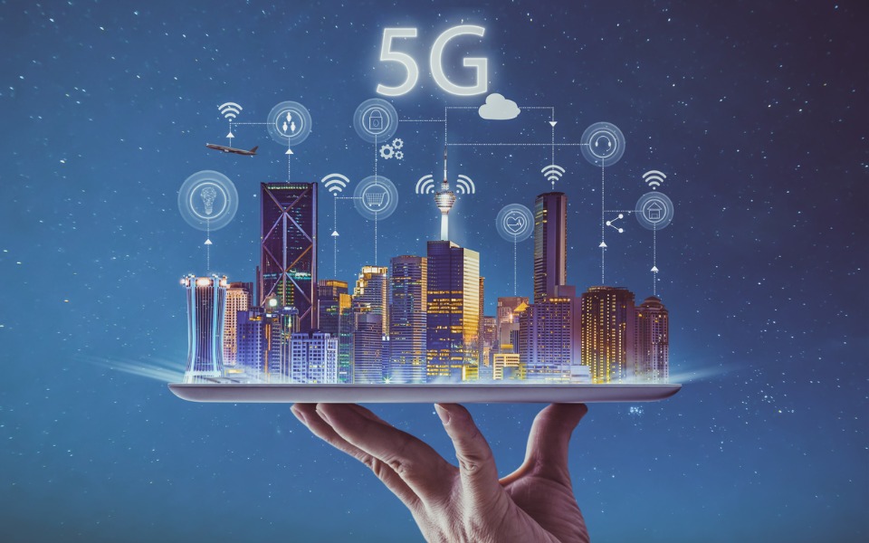 DoT meets telecom operators, vendors to discuss 5G trials