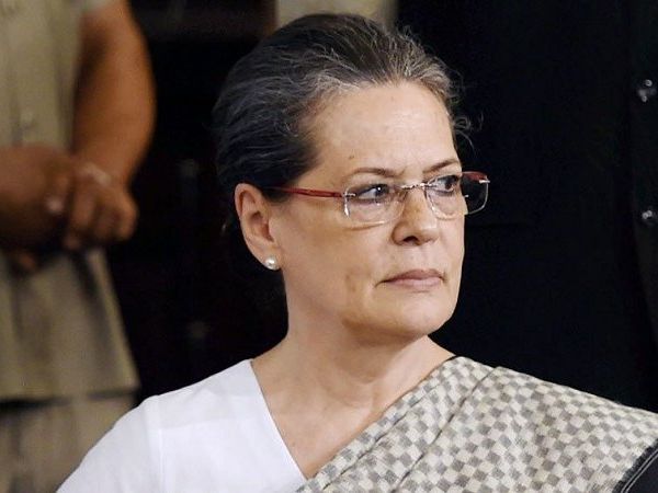 Find an alternate Congress chief, Sonia tells colleagues at CWC
