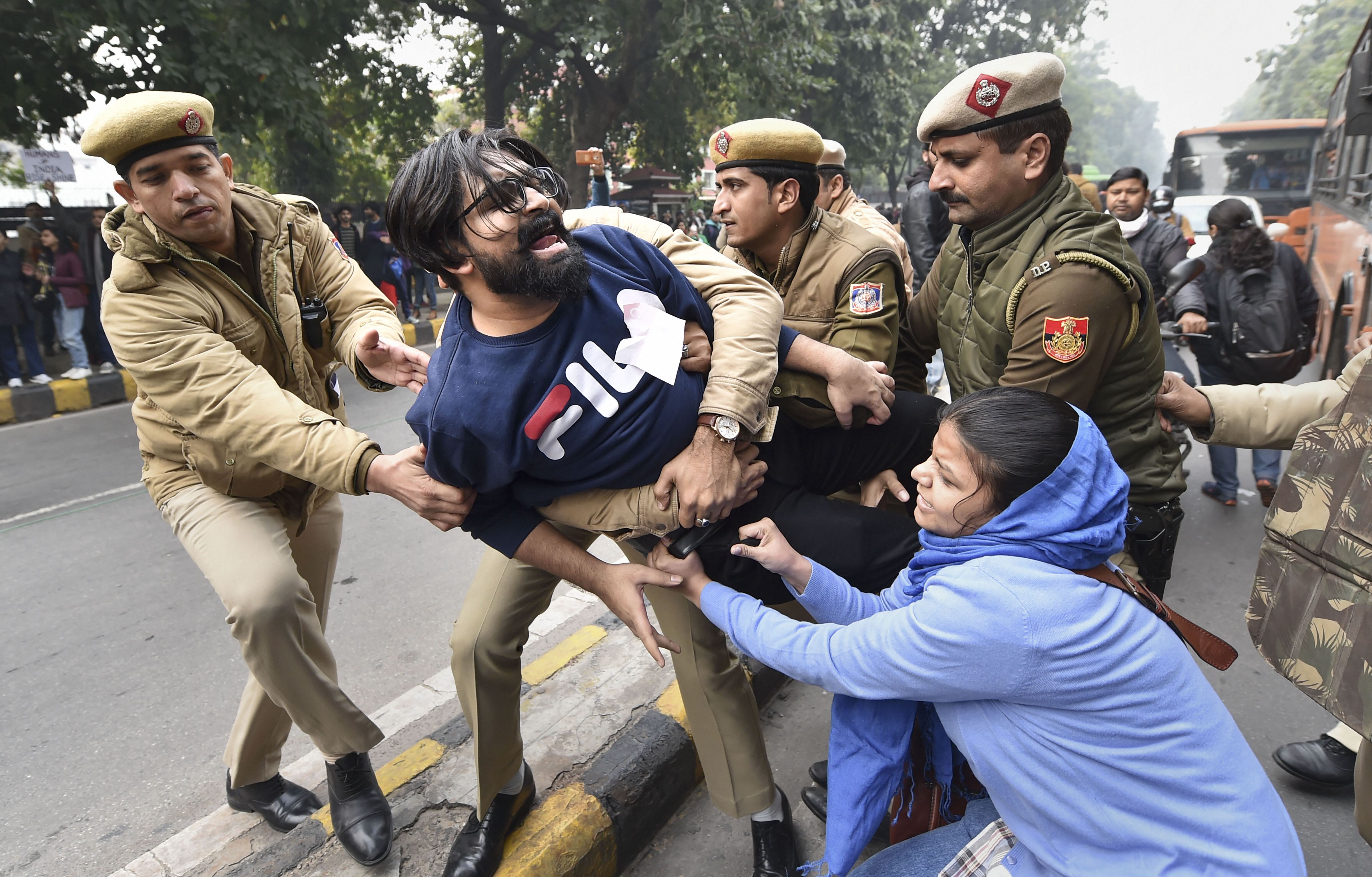 Delhi High Court, Jamia Millia Islamia, university students, protests, violence