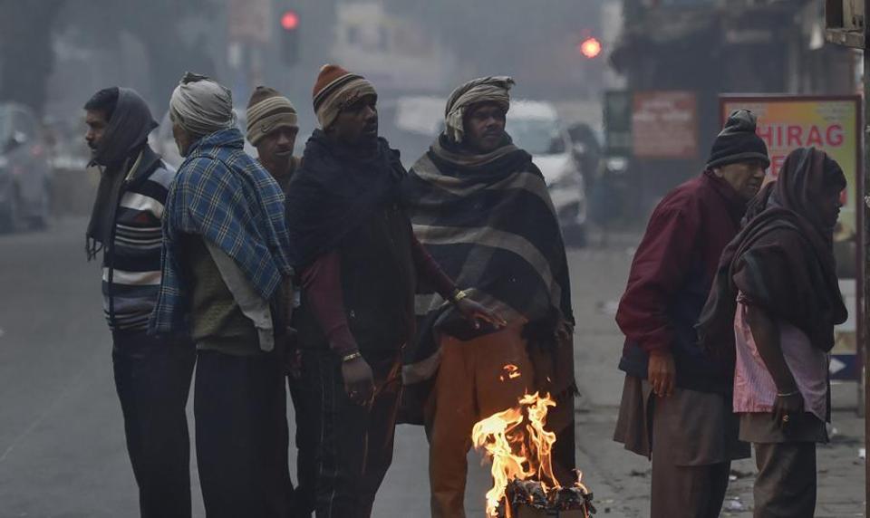 Delhi wakes up to coldest day of the season