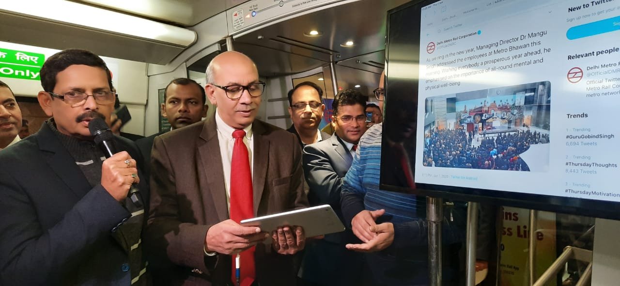 Metro launches free WiFi services on Airport Express Line