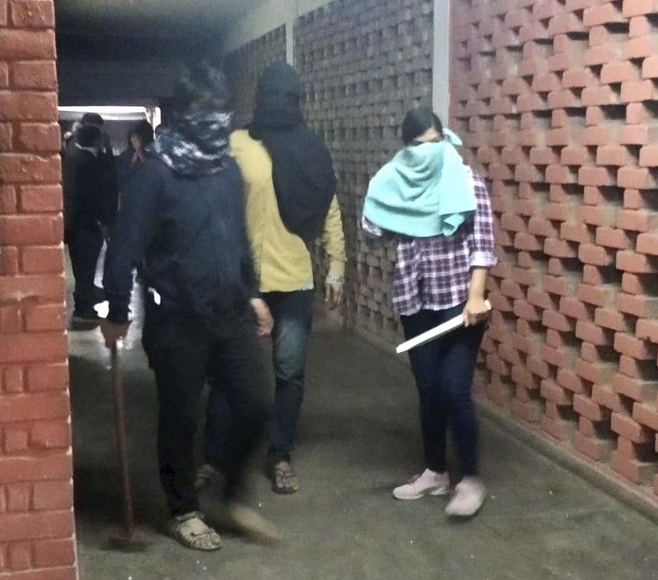 100-odd masked goons unleash terror on JNU students, teachers