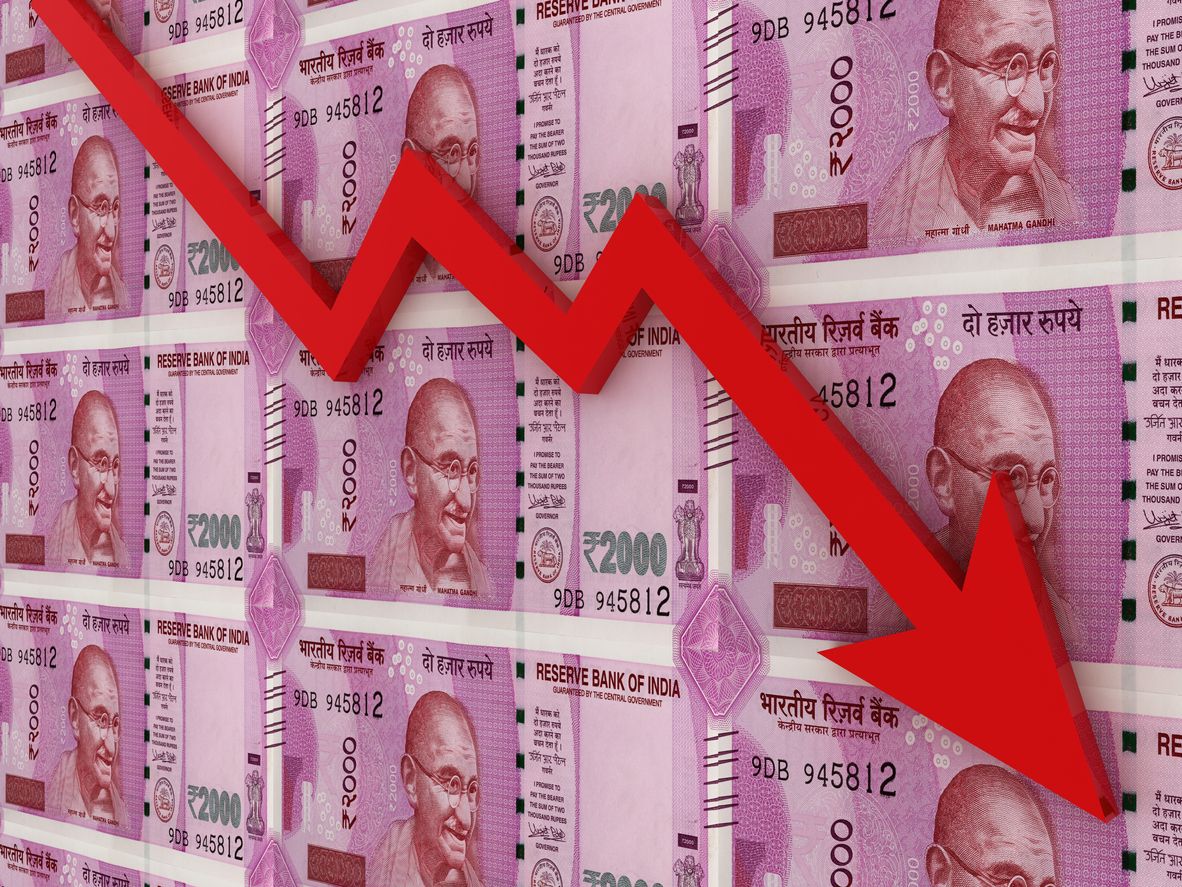 Under COVID attack, Indian economy contracts by 23.9%