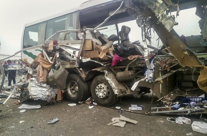 bus, container lorry, truck, collision, Tamil Nadu, Coimbatore, Avanashi, 19 killed, injured, trapped in debris, high speed