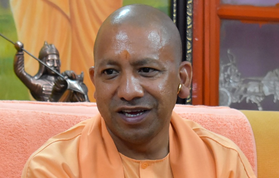 Kejriwal recited Hanuman Chalisa, Owaisi will follow suit: Adityanath